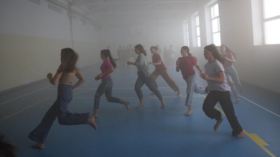 Il coreografo, gli studenti e la magica danza della boxe: l’evento al Bianciardi