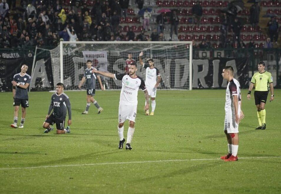 Il severo esame del derby di Carrara per il Pontedera di Canzi