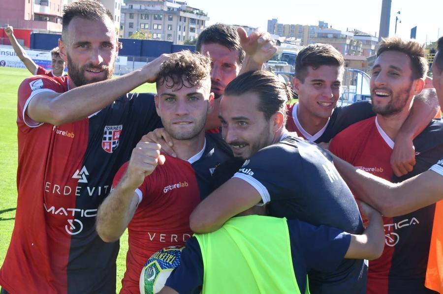 Capolavoro Torres, Siena schiantato 2-0