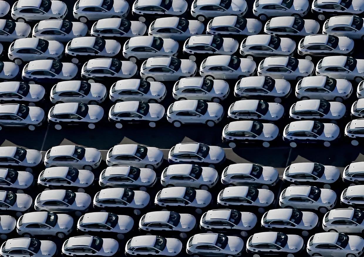 Eco-auto, aumentano gli incentivi: fino a 7.500 euro per quelle elettriche 