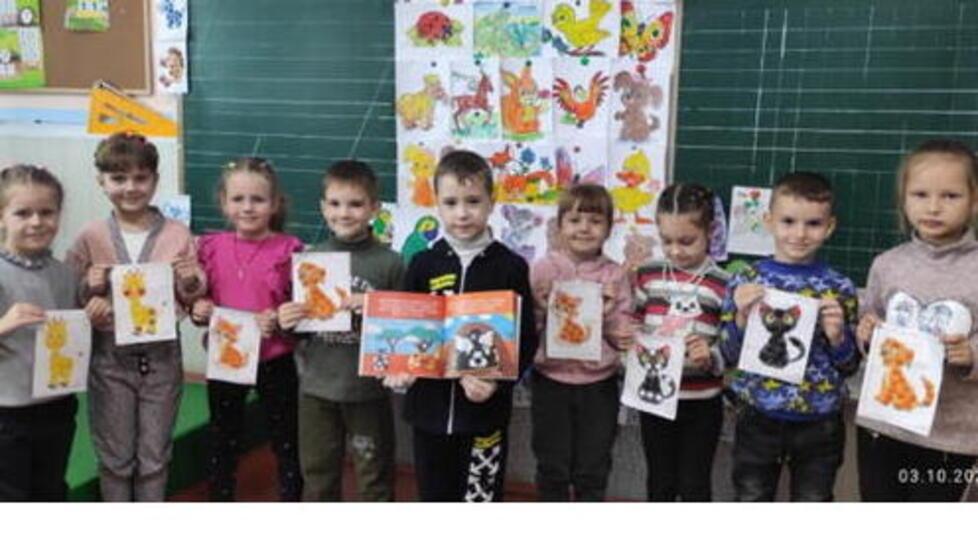 Carrara, la fiaba dell’Istituto Montessori-Repetti “Il gatto Gino” arriva anche in Ucraina