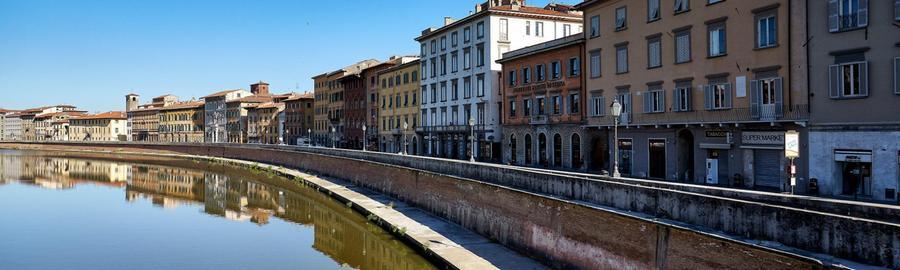 
	Una vista di lungarno Pacinotti (Foto di repertorio)

