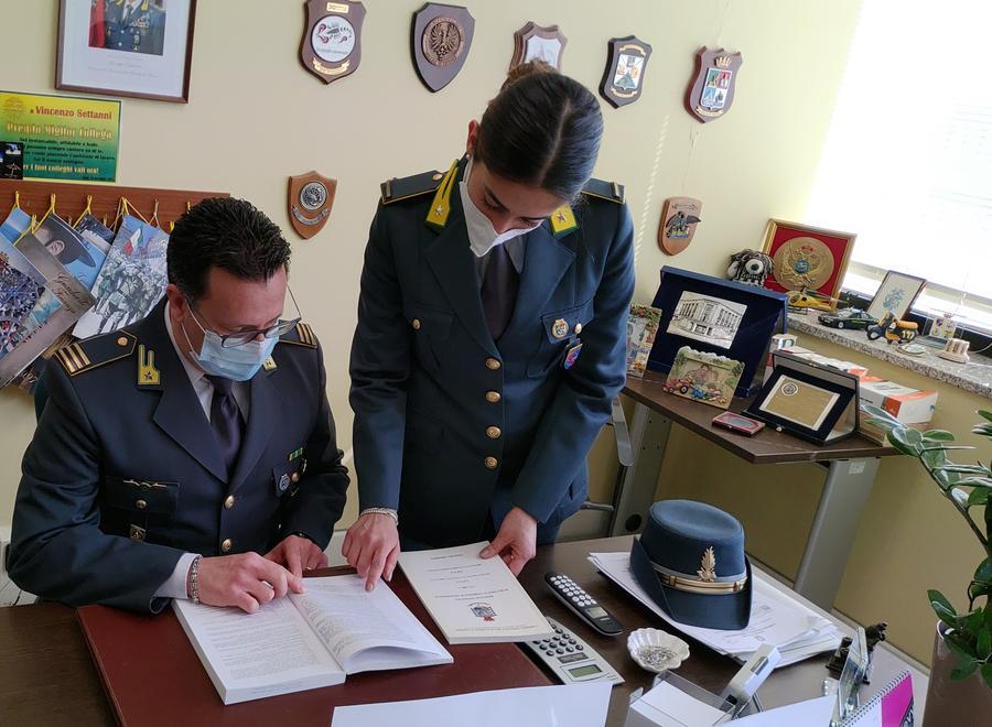 Affitti in nero agli studenti,1700 casi sospetti in  Emilia Romagna. Patto anti-evasione tra Finanza, Agenzia Entrate, Università, Regione