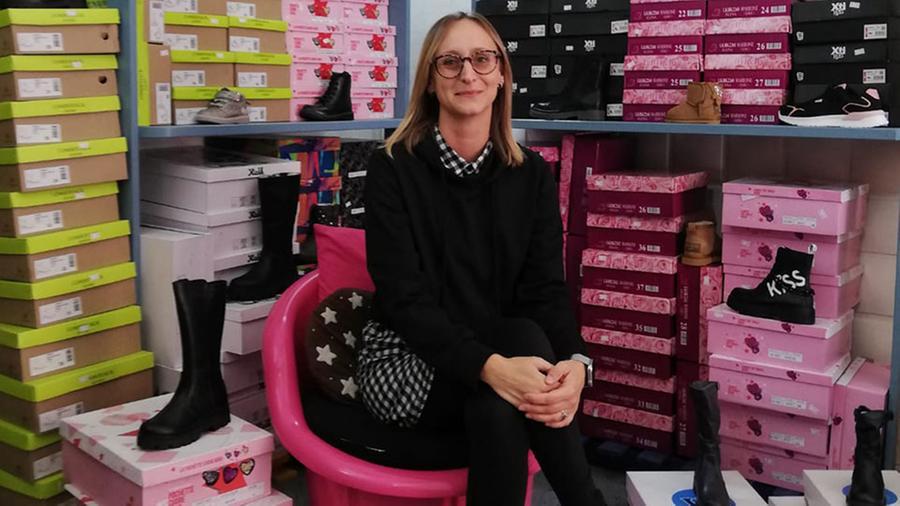 Licenziata, si rifà da commerciante: «Ora il mio negozio ha dieci anni»