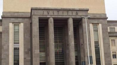 Piras a Savasta: «Ora mandiamo lettere minatorie a moglie e figlia»