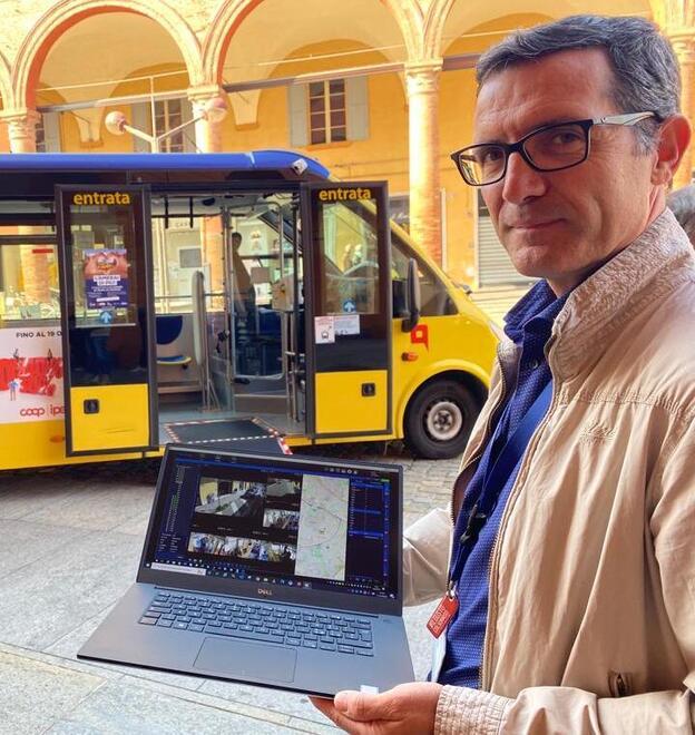 Carpi. Sei videocamere di sorveglianza, wi–fi e “bancomat” sui minibus 