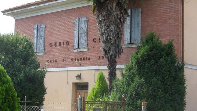 Argenta, fu obbligato a lasciare la sua casa: ora è in abbandono