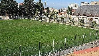 Domenica di calcio nel campo Tharros