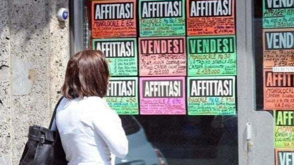 Modena Affitta un appartamento “per finta” e chiede la caparra: condannato