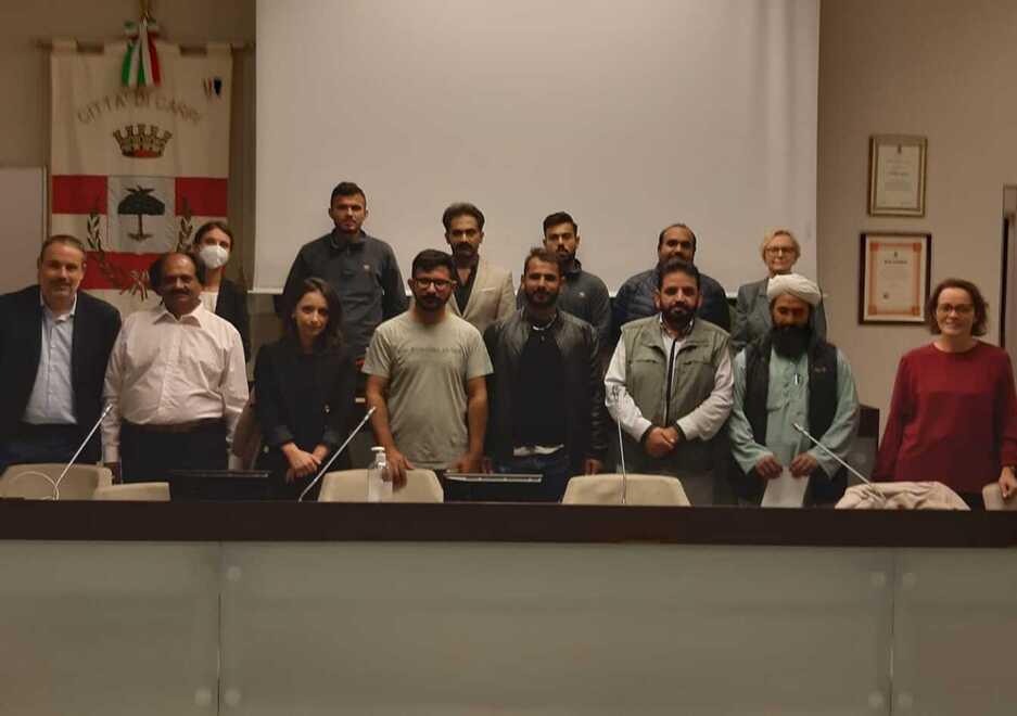 Carpi, il problema risse. Bellelli e le comunità pakistane «Insieme contro la violenza» 