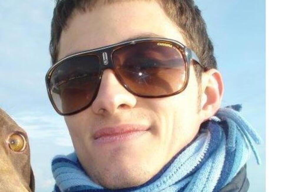 Massa, muore a 34 anni per una malattia rara 