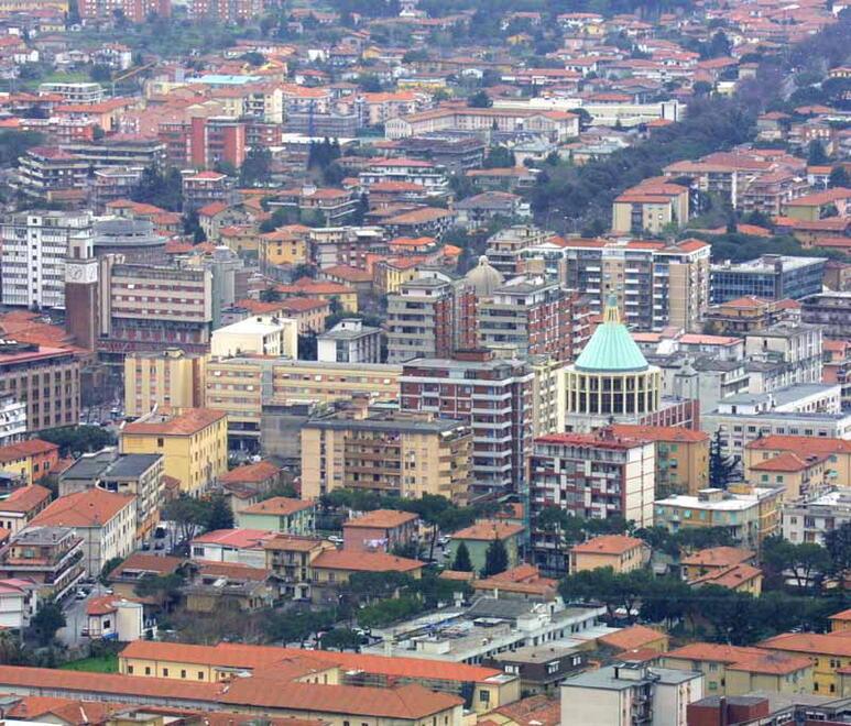 Stop alle infiltrazioni mafiose: scattano sei provvedimenti nella provincia apuana
