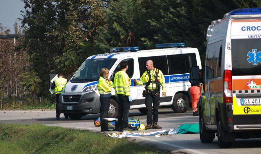Campogalliano, incidente tra scooter e mezzo agricolo: un morto