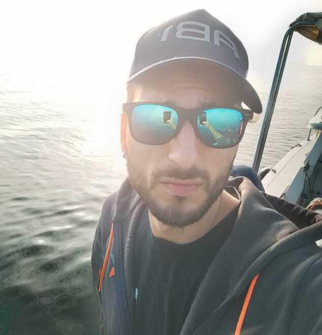 Ai Lidi una tartaruga impigliata: «Così l’abbiamo salvata»