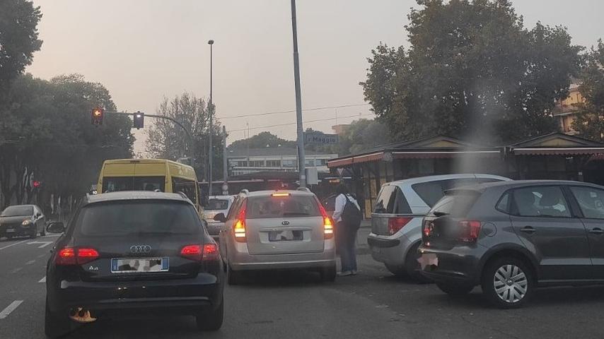 Modena «Troppo caos davanti le scuole, bisogna fare presto Oltre ai bambini, educare i genitori»