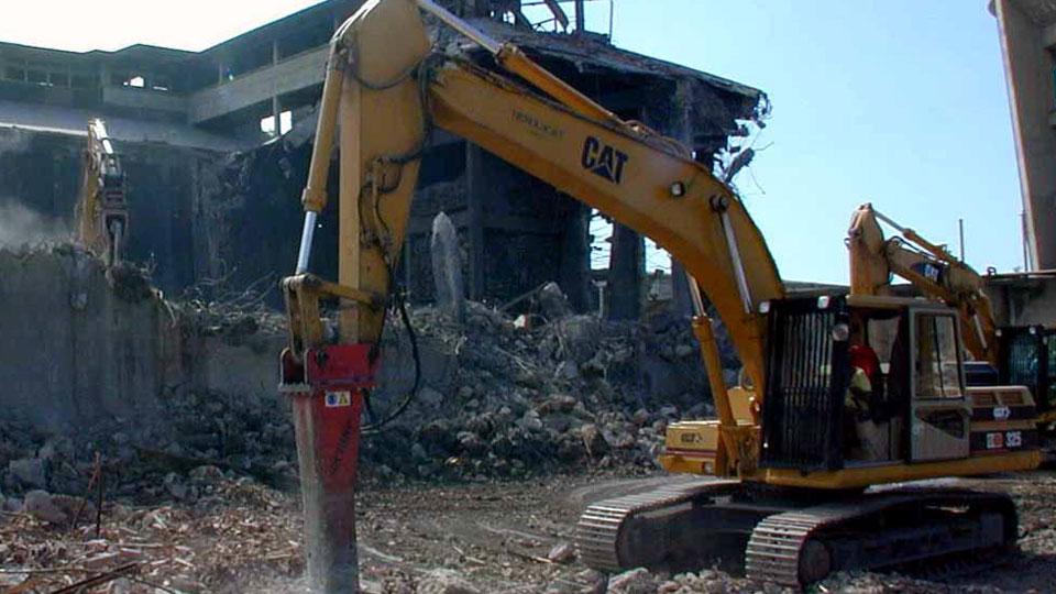 Bonifiche a Massa Carrara, i soldi li mette la Regione. Monni: «Per noi è una priorità»