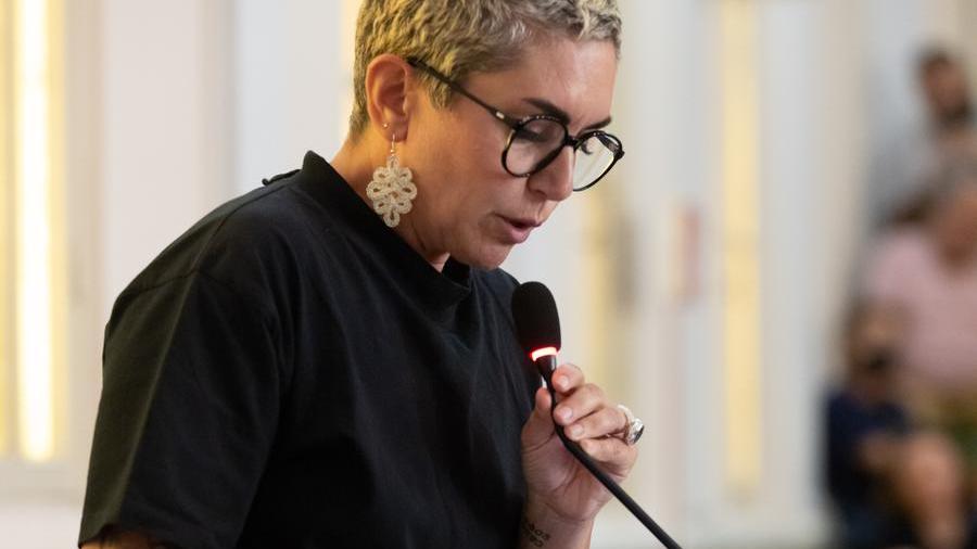 ILARIA BARALDI
VOTO DELIBIERA NUOVO CENTRO COMMERCIALE CALDIROLO FERIS CONSIGLIO COMUNALE FERRARA