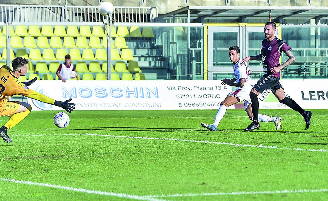 Coppa Italia, il Livorno 2 fuori a testa alta: l'Arezzo passa nel recupero