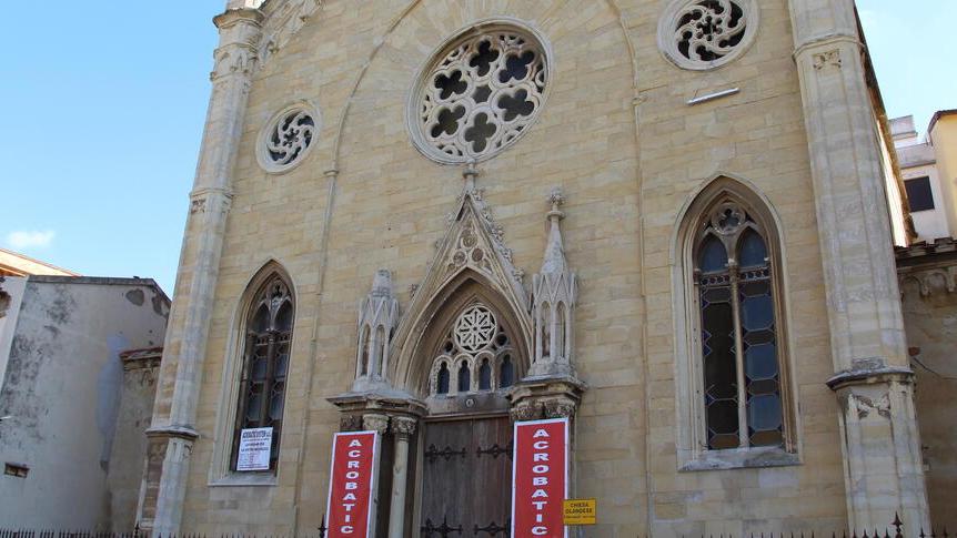 La chiesa degli olandesi al Comune di Livorno: «Così potrà sistemarla e riaprirla»