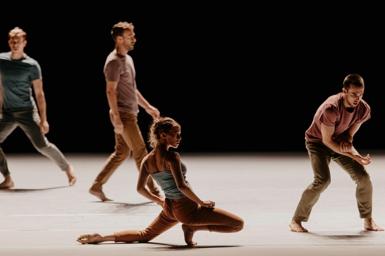 Aterballetto in festa al Teatro Valli con due successi: “Bliss” e “Secus”