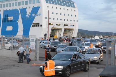 
	Una nave Moby al porto di Olbia&nbsp;

