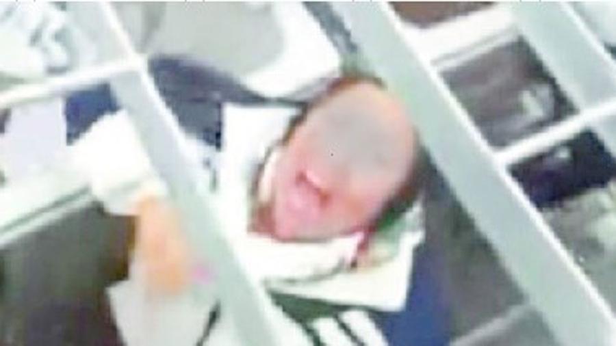 Donne rinchiuse nel gabbiotto del Lidl, il pm: «Uno scherzo, nessun reato»