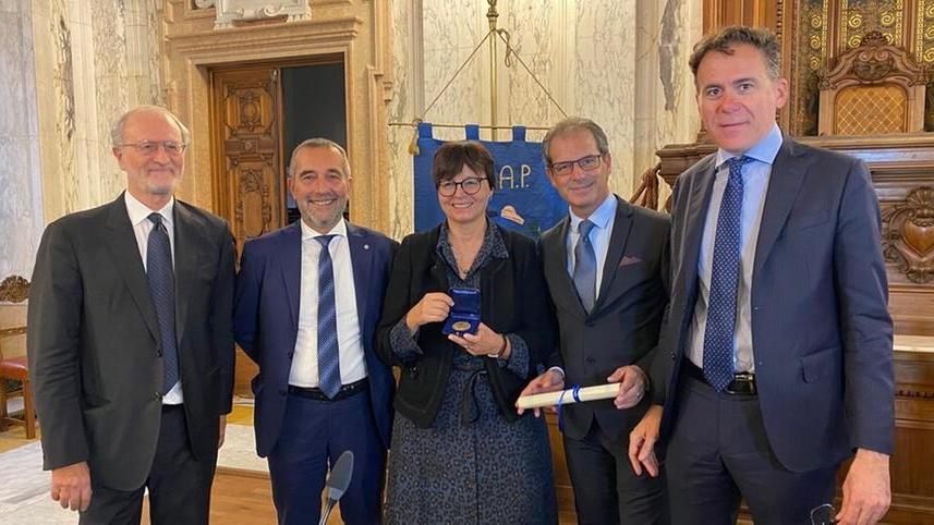Maria Chiara Carrozza con il sindaco di Pisa (il primo da destra nella foto)