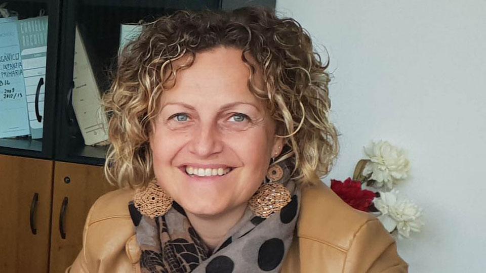 Capannoli, la sindaca rinuncia alle luci natalizie: «Non voglio chiedere soldi ai commercianti»