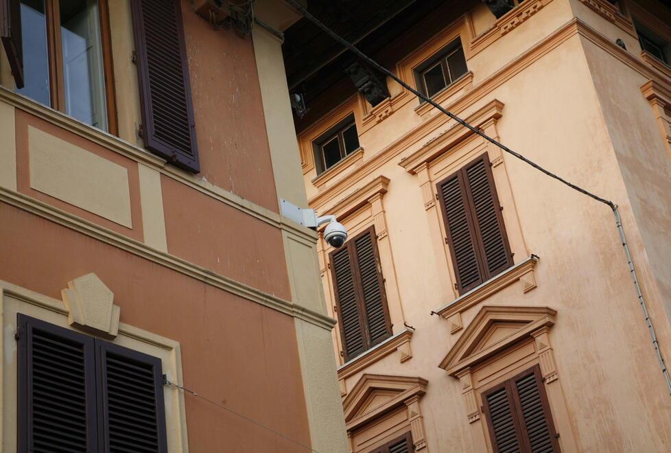 Venticinque nuove telecamere per sorvegliare tutta la città di Pietrasanta