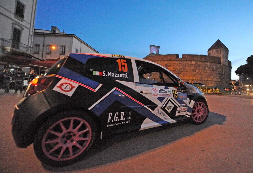 Rally delle Colline Metallifere Stasera la bandiera a scacchi