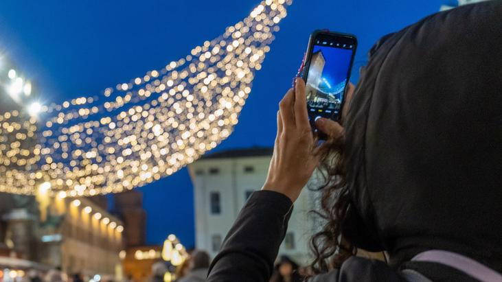 Luminarie, allerta Cna: «Nessuno spreco ma Ferrara deve vivere»