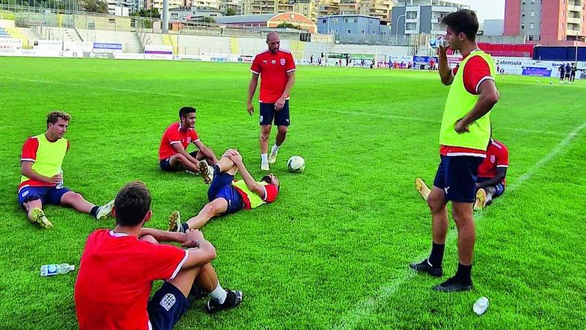 L’allenamento della Torres prima di andare in ritiro per la partita