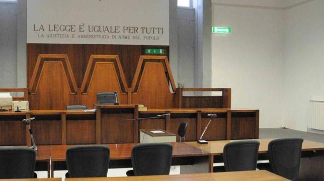 Un’aula di tribunale (foto archivio)