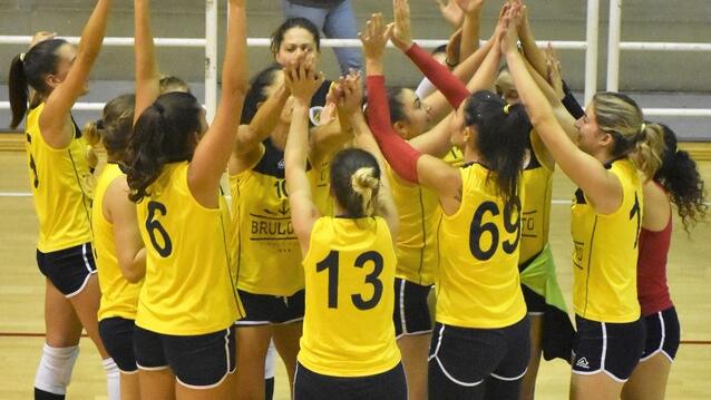 Le ragazze della UnionVolley Brulotto Riotorto