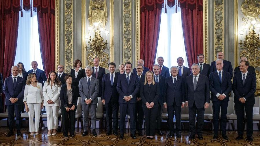 Giorgia Meloni premier, ha giurato al Quirinale: «Ecco la squadra di governo che servirà l’Italia»
