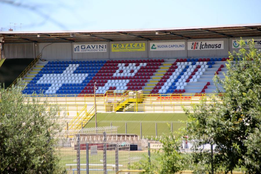 
	Uno scorcio dello stadio "Vanni Sanna" <em>(foto Ivan Nuvoli)</em>

