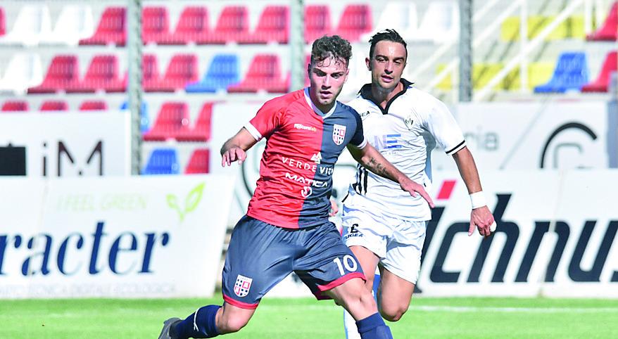 
	Francesco Ruocco, attaccante della Torres, finora ha realizzato quattro reti

