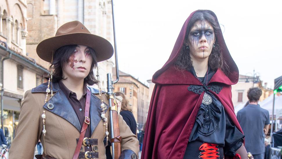 Vampir Fest a Ferrara con “Noctis Domini” la città diventa gotica