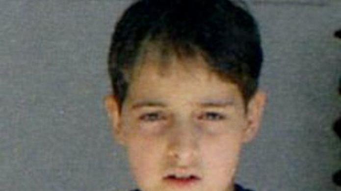 I compagni di scuola scoppiano in lacrime