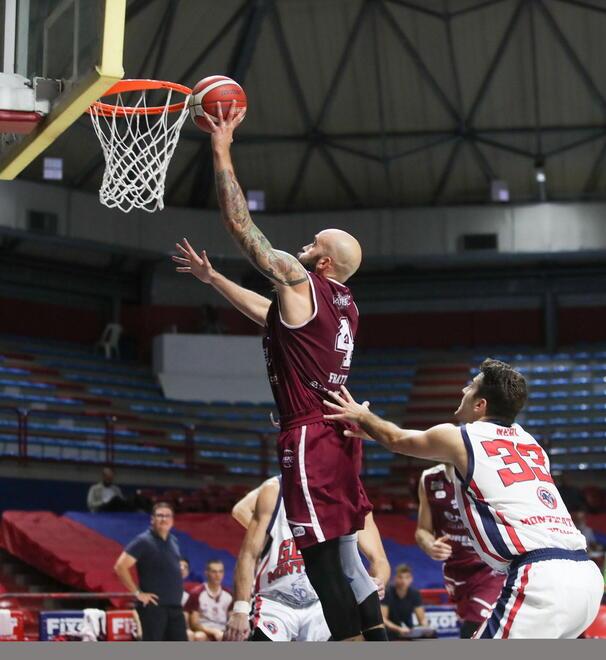 Francesco Fratto, 14 punti e 14 rimbalzi