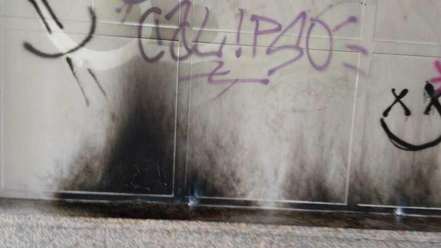 Molotov contro la stazione a Porto Torres