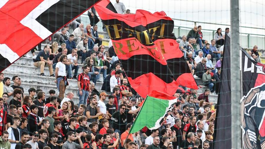 Capolavoro di Bruzzaniti, la Lucchese vola