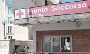 Sassari, tenta di aggredire un medico al Pronto soccorso: fermato