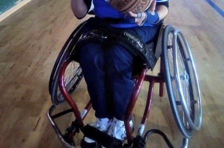 
	Una carrozzina per giocatori di basket con disabilit&agrave;

