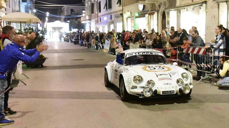 A Piombino è rally-mania: bagno di folla per ogni prova