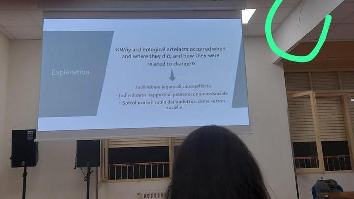 Crollo all’Università, gli studenti alla polizia: giorni prima si udivano scricchiolii