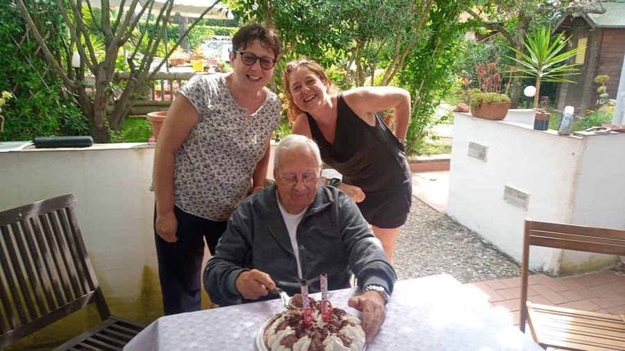 Il basket piange coach Cianfrini. La figlia: «I pranzi con Rolle, la riconoscenza e quei giocatori come figli»