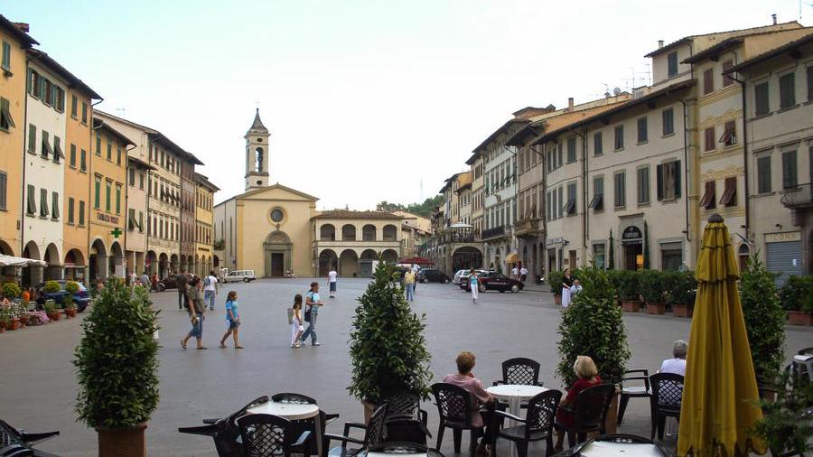 Piazza Marsilio Ficino a Figline Valdarno