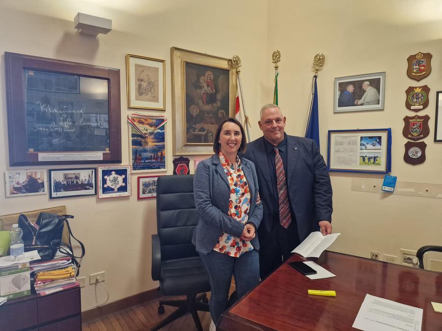 
	Il sindaco con l'assessora Minozzi

