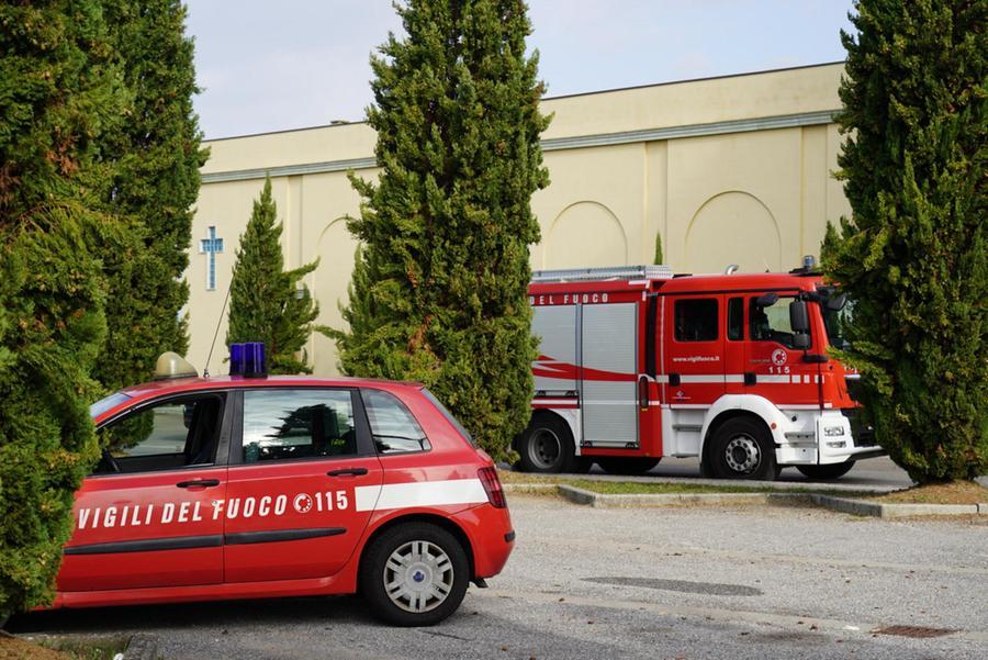 
	I mezzi dei vigili del fuoco nella zona di San Gervasio durante le ricerche dell'uomo scomparso (Foto di Franco Silvi)

